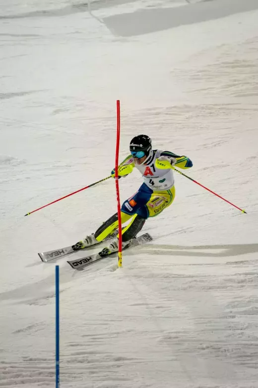 איך הסקי הפך ליהלום הכתר של אולימפיאדת החורף: מבט אחורה על ההיסטוריה שלה